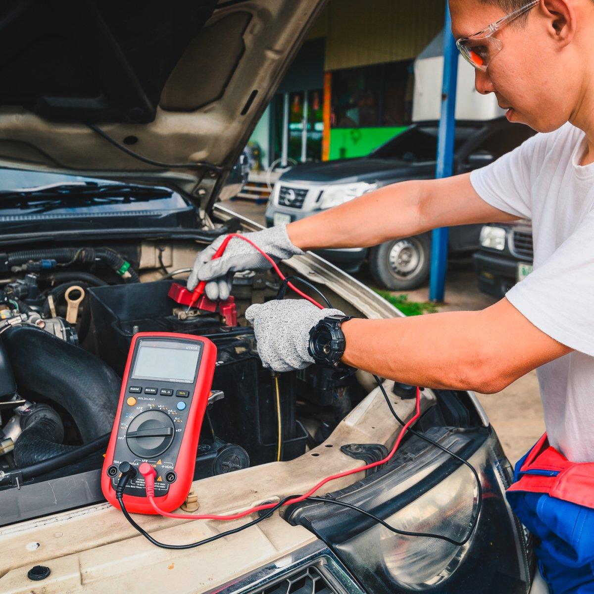 Autobatterie laden? Schritt für Schritt erklärt!